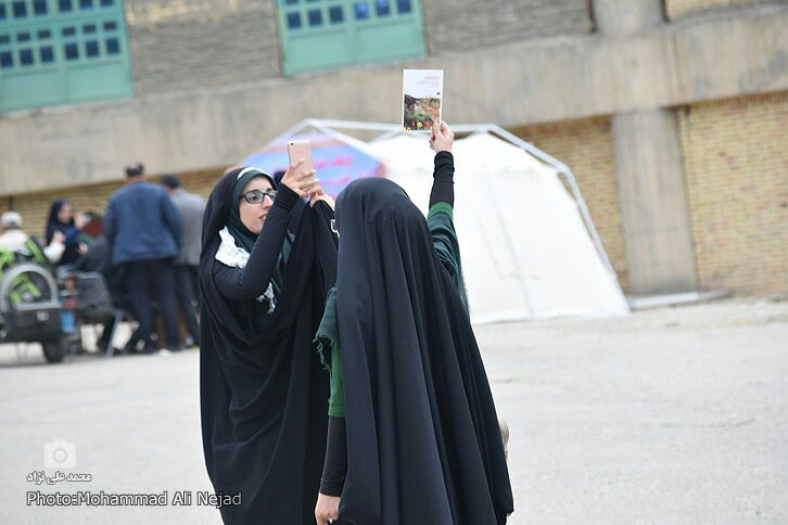 گزارش تصویری راهپیمایی یوم الله 13 آبان در لرستان