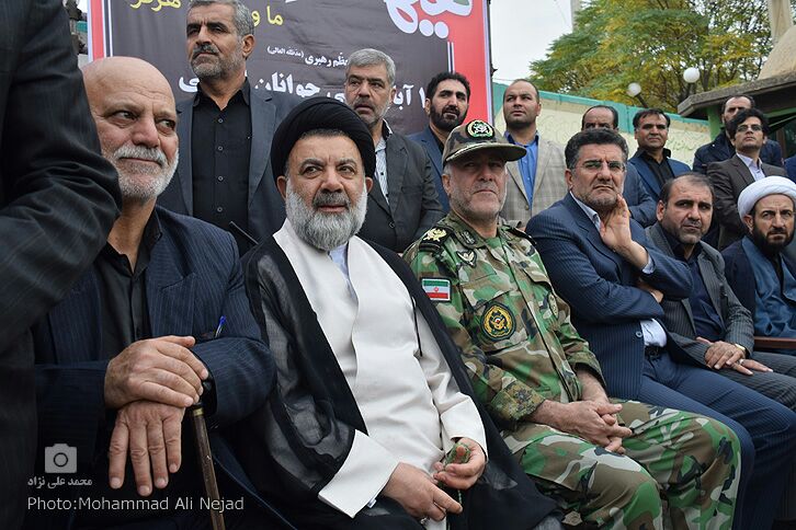 گزارش تصویری راهپیمایی یوم الله 13 آبان در لرستان