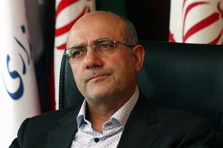 پیام راهپیمایی سیزده آبان مقاومت ایران در برابر زورگویان شرق و غرب است