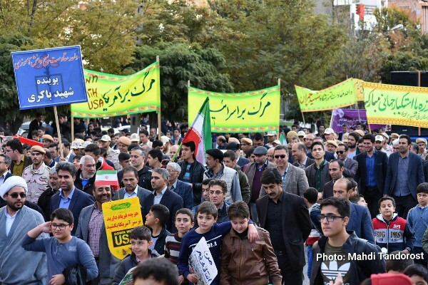 راهپیمایی روز ملی مبارزه با استکبار جهانی در ماکو