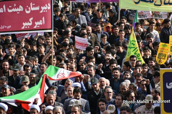 راهپیمایی روز ملی مبارزه با استکبار جهانی در ماکو