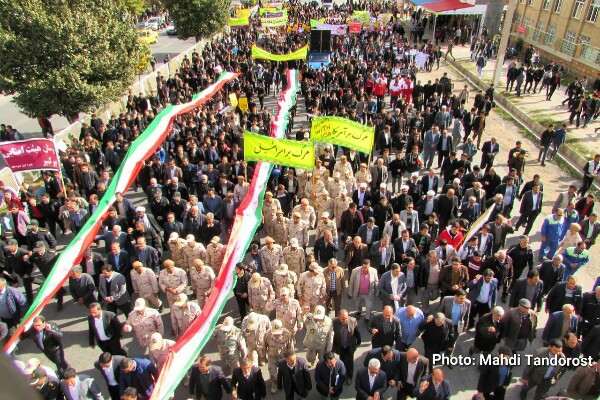 راهپیمایی روز ملی مبارزه با استکبار جهانی در ماکو