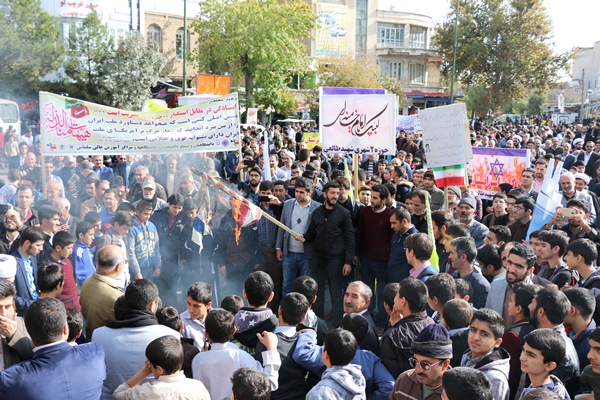 راهپیمایی روز ملی مبارزه با استکبار جهانی در سلماس