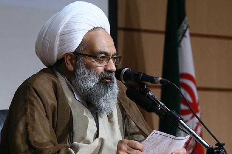 هدف مامون از مناظرات، تضعیف جایگاه امام رضا(ع) بود// روز شهادت امام رضا
