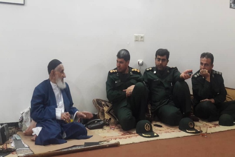 دیدار فرمانده سپاه فتح کهگیلویه و بویراحمد با آمیراحمد تقوی دیدار فرمانده سپاه فتح کهگیلویه و بویراحمد با آمیراحمد تقوی