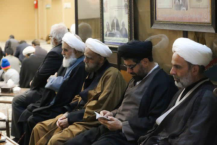 گزارش تصویری/مراسم عزاداری شهادت امام رضا در دفتر امام جمعه یزد