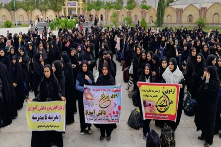 اعزام 400 دانش&zwnj;آموز دختر گچسارانی به مناطق عملیاتی جنوب