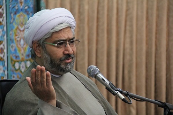 همایش &laquo;صمیمانه با همسرم&raquo;؛ باحضور حجت&zwnj;الاسلام دهنوی در همدان
