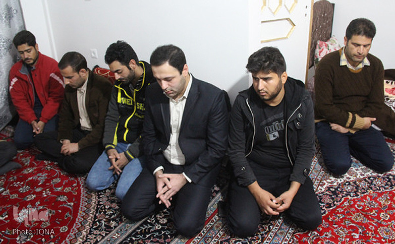 جشن تولدی برای یک شهید در کوهدشت + عکس