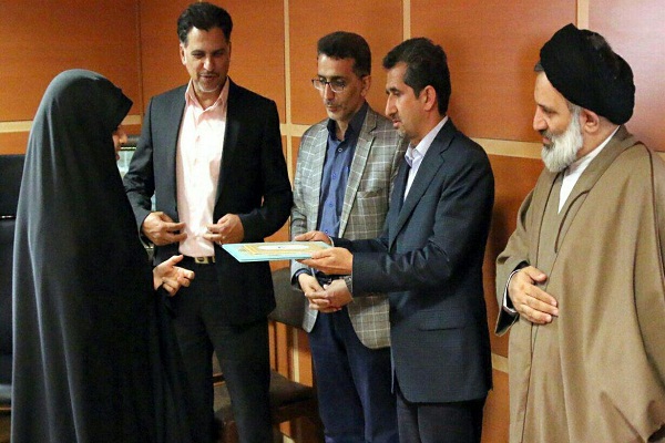 هدفم تنها حفظ قرآن نیست/ مسئولان علوم پزشکی ما را فراموش نکنند