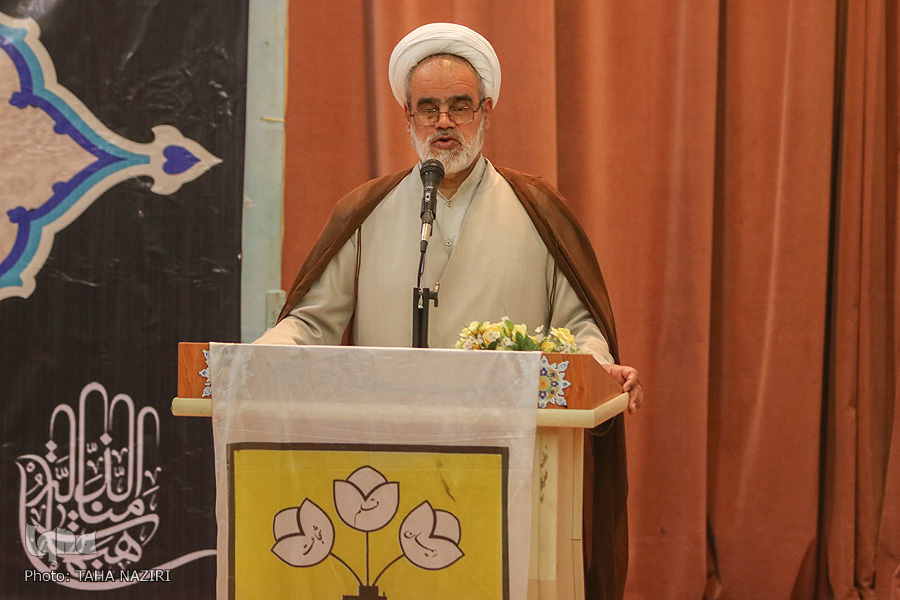 برای هدایت دانشآموزان باید سرمایهگذاری فکری شود/ خانواده؛ مهمترین رکن جامعه برای هدایت دانشآموزان باید سرمایهگذاری فکری شود/ خانواده؛ مهمترین رکن جامعه