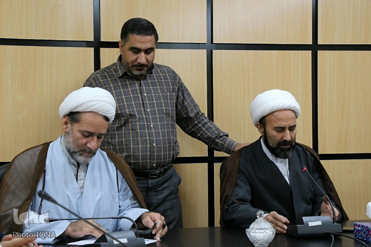 جلسه کمیته قرآنی ستاد بزرگداشت دهه فجر استان لرستان