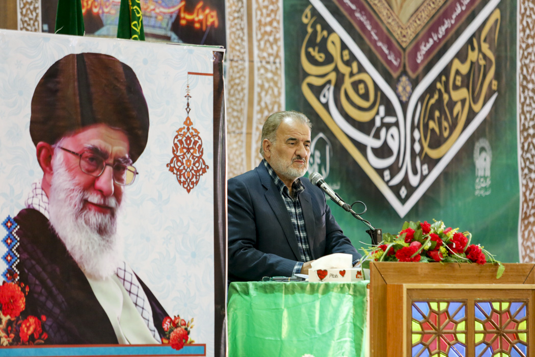 برپایی كرسی ملی تلاوت رضوی در شیراز/ ظرفیت انقلاب اسلامی، تربیت 10 میلیون حافظ قرآن است برپایی كرسی ملی تلاوت رضوی در شیراز/ ظرفیت انقلاب اسلامی، تربیت 10 میلیون حافظ قرآن است