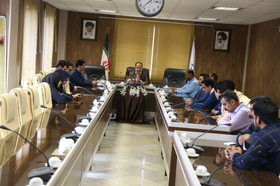 برگزاری محفل انس با قرآن با حضور اساتید کشوری در جهاددانشگاهی کردستان برگزاری محفل انس با قرآن با حضور اساتید کشوری در جهاددانشگاهی کردستان