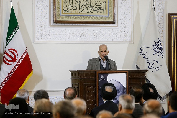تواضع و اخلاق‌مداری ویژگی بارز علامه جعفری/علامه جعفری، جامع معقول و منقول بود
