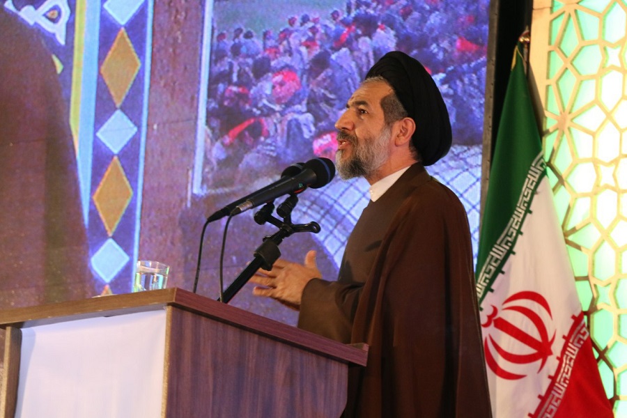 جمهوری اسلامی حکومتی مبتنی بر قرآن کریم است