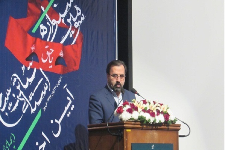 نگاه سطحی به هنر جامعه را از مواهب فرهنگی محروم می&zwnj;کند