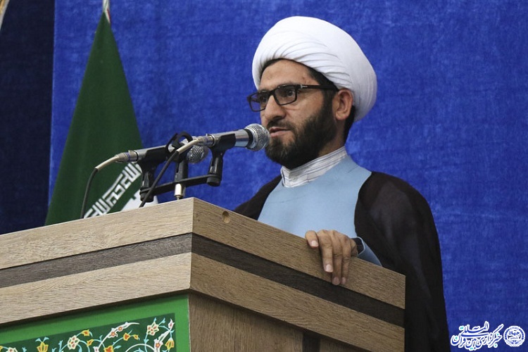 ترویج معرفت دینی؛ بهترین راه مقابله با ظلمت نشأت گرفته از غرب