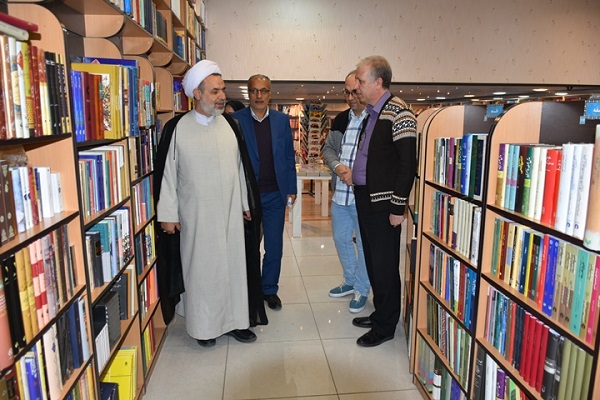 مطالعه پیش شرط توسعه علمی است