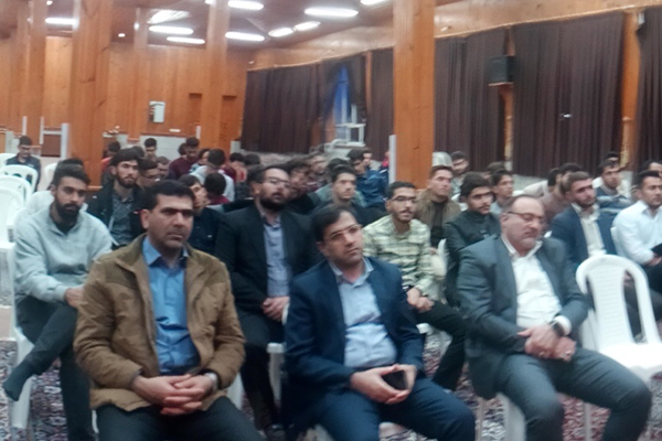امور فرهنگی مورد توجه قرار گیرد
