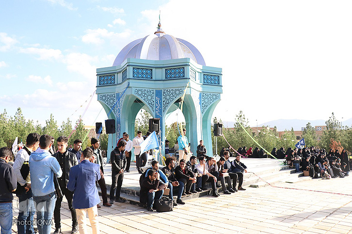 گزارش تصویری آیین سالروز آغاز امامت امام زمان(عج) در دانشگاه لرستان
