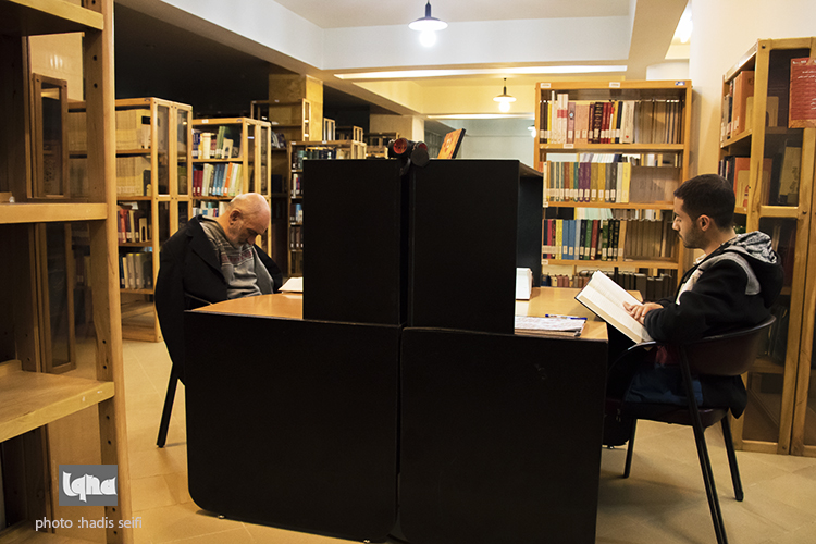 پاییز با رنگ و بوی کتاب پاییز با رنگ و بوی کتاب