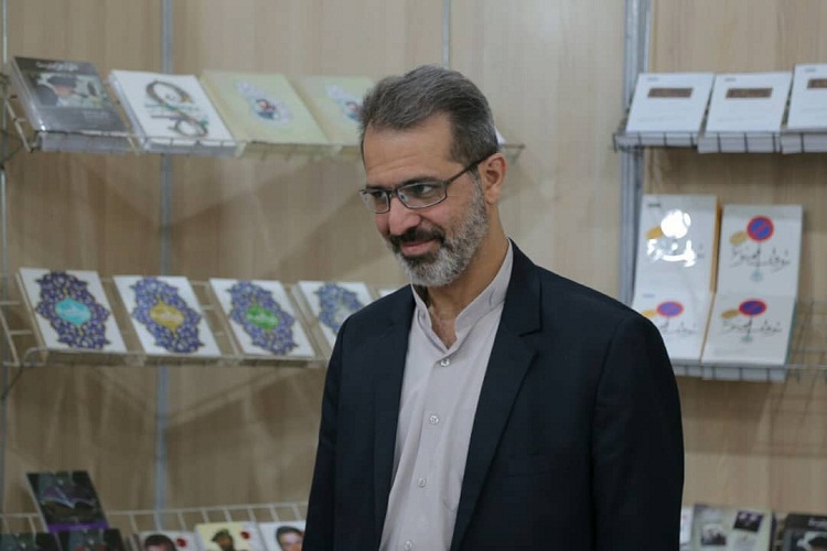 عرضه جدیدترین کتابهای حوزه دفاع مقدس در نمایشگاه کتاب تبریز عرضه جدیدترین کتابهای حوزه دفاع مقدس در نمایشگاه کتاب تبریز