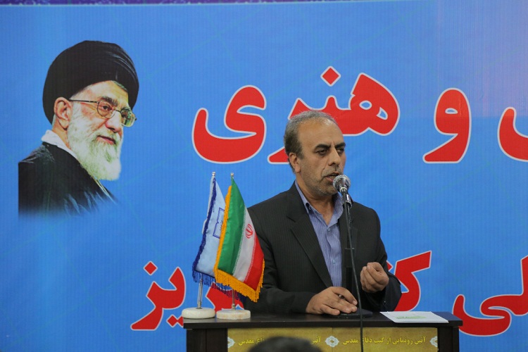 رویکرد جوانان به ادبیات دفاع مقدس قابل توجه است رویکرد جوانان به ادبیات دفاع مقدس قابل توجه است