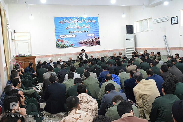 گزارش تصویری دیدار بسیجیان با آیت&zwnj;الله میرعمادی