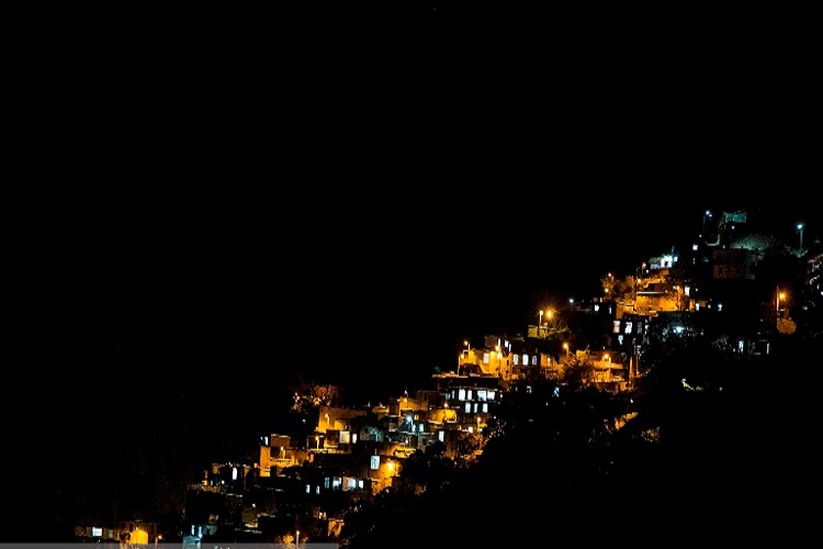 شکفتن یاقوت سرخ در اورامان شکفتن یاقوت سرخ در اورامان