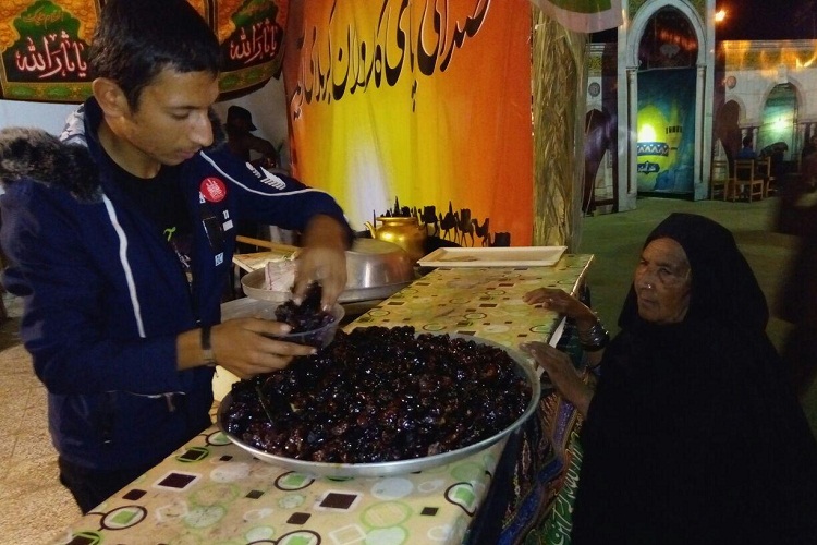 تصاویری از خدمت&zwnj;رسانی به زوار پاکستانی در زاهدان