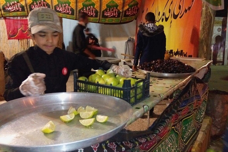 تصاویری از خدمت&zwnj;رسانی به زوار پاکستانی در زاهدان