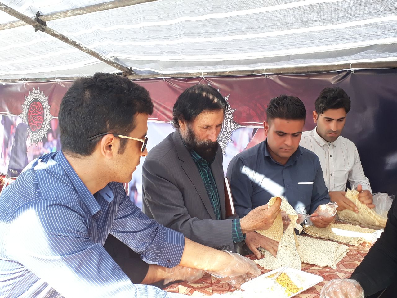 گزارش تصویری از خدمت‌رسانی شهرداری خرم‎آباد به زائران اربعین