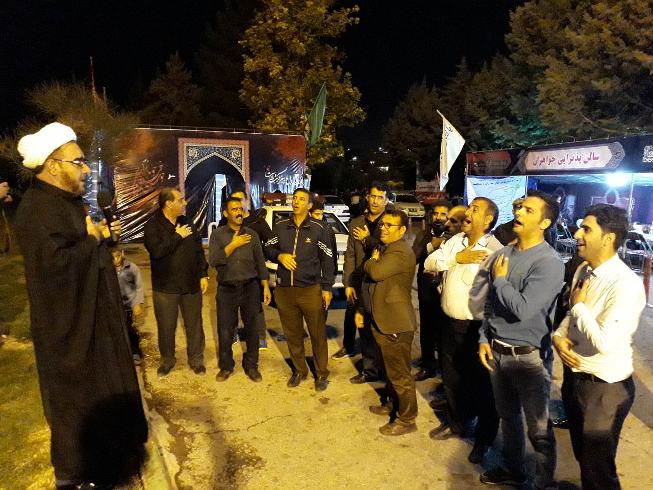 گزارش تصویری از خدمت‌رسانی شهرداری خرم‎آباد به زائران اربعین