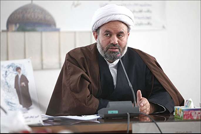 امام حسین(ع) به دنیا شناسانده شود/ خدمترسانی مواکب در شهر سامرا باید گسترش یابد امام حسین(ع) به دنیا شناسانده شود/ خدمترسانی مواکب در شهر سامرا باید گسترش یابد