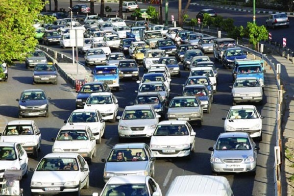 ترافیک سنگین و روان درمحور ارتباطی چهارمحال وبختیاری- خوزستان