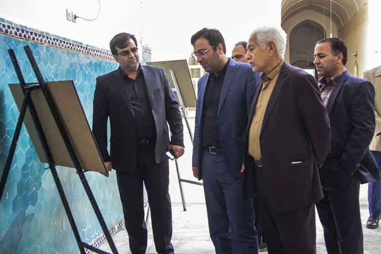 نمایشگاه سوگواره عکس &laquo;نقل نخل&raquo; در یزد افتتاح شد
