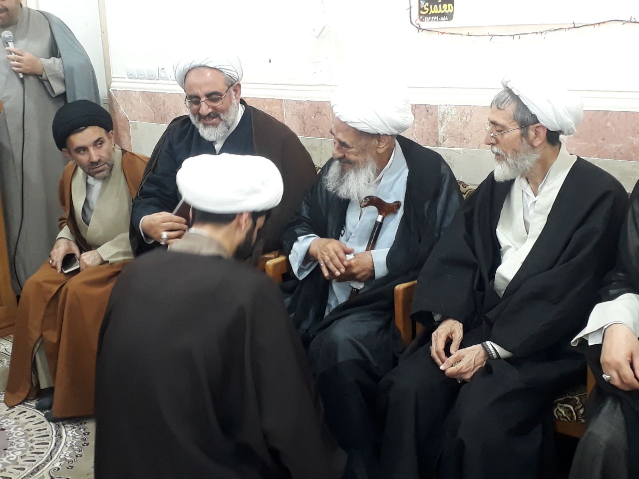 مراسم عمامه&zwnj;گذاری طلاب حوزه علمیه لرستان برگزار شد + عکس