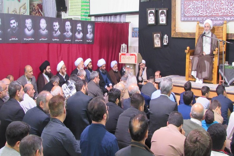 قرآن درس چگونه زیستن را به مسلمانان می آموزد