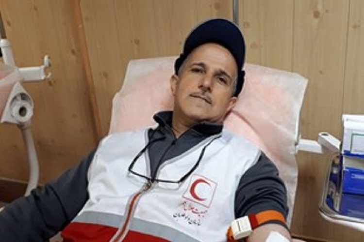 مردی که رکوردار اهدای زندگی شد