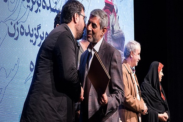 همدانی&zwnj;ها؛ برگزیده بهترین نویسندگان دفاع مقدس