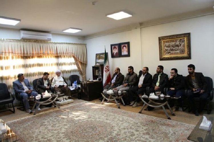 دانشگاه همواره مورد نظر علما بوده است