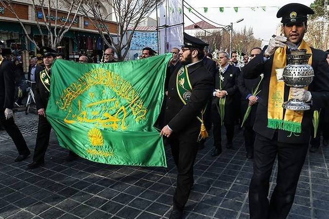 پرچم گنبد آستان حضرت عبدالعظیم(ع) تعویض می‌شود