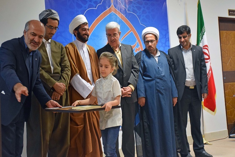 صوت منشاوی دلم رابه نور قرآن روشن کرد/جواب من به دعوت کشورهای عربی حب الوطن الی الایمان بود صوت منشاوی دلم رابه نور قرآن روشن کرد/جواب من به دعوت کشورهای عربی حب الوطن الی الایمان بود