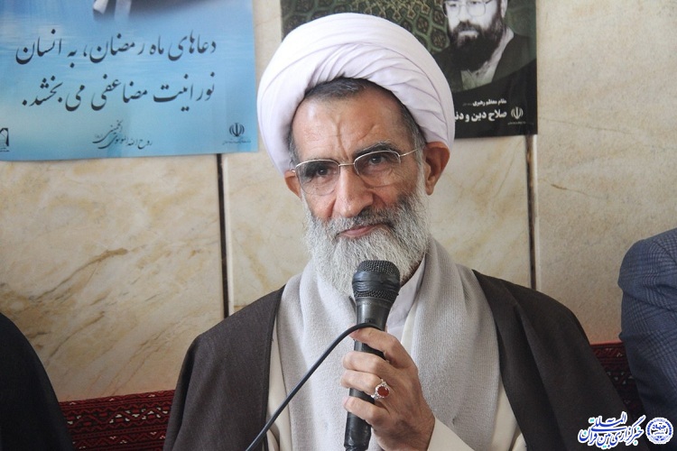 نماینده ولی فقیه در چهارمحال و بختیاری خواستار حل مشکل آب شرب سرخون شد نماینده ولی فقیه در چهارمحال و بختیاری خواستار حل مشکل آب شرب سرخون شد