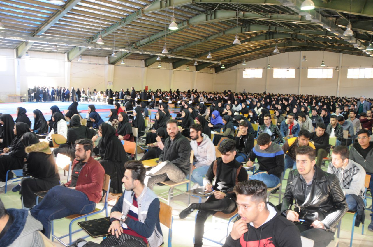 آزمون کتبی مسابقات سراسری قرآن و عترت دانشگاه آزاد در لرستان برگزار شد