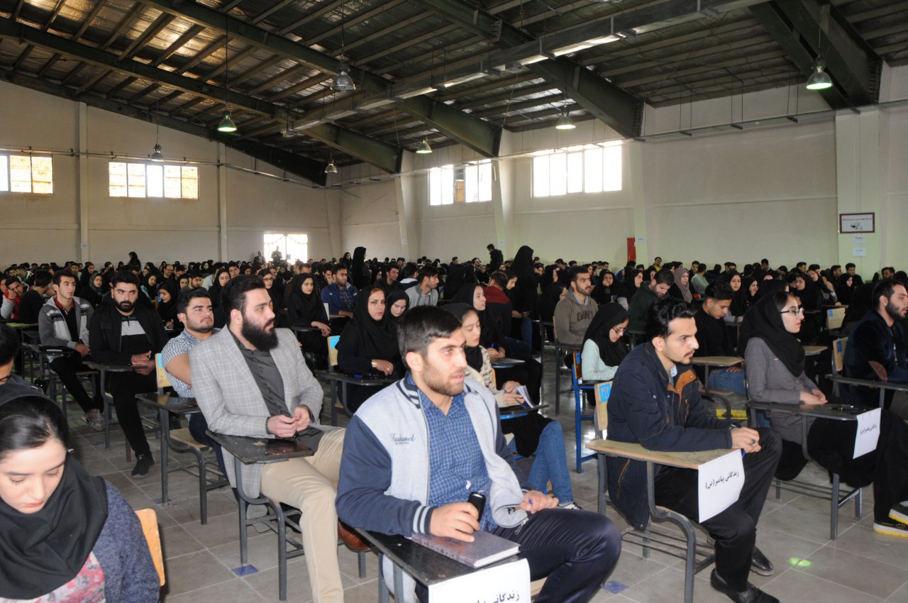 آزمون کتبی مسابقات سراسری قرآن و عترت دانشگاه آزاد در لرستان برگزار شد