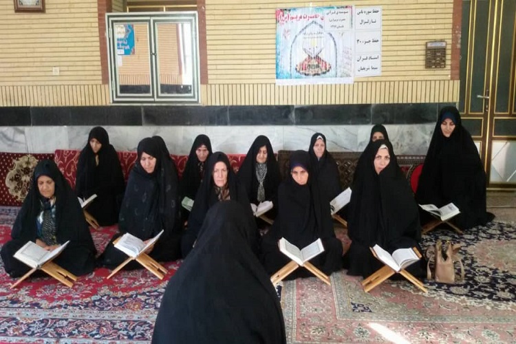 منزل شخصی خود را وقف فعالیت&zwnj;های قرآنی کردم