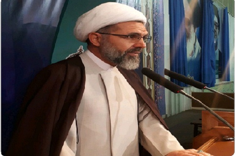 دانشجو موتور محرکه جامعه و زبان گویای مردم است