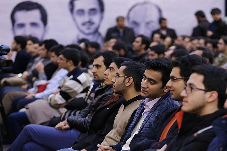 مطالبه&zwnj;گری مهم&zwnj;ترین وظیفه یک دانشجوی انقلابی است